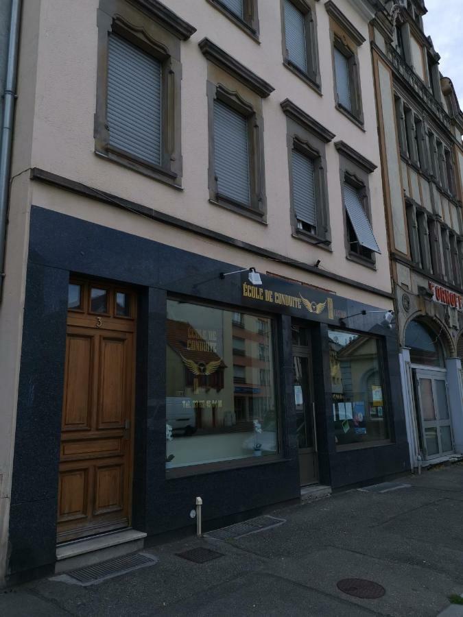 Ferienwohnung Les Cordonniers Colmar Exterior foto